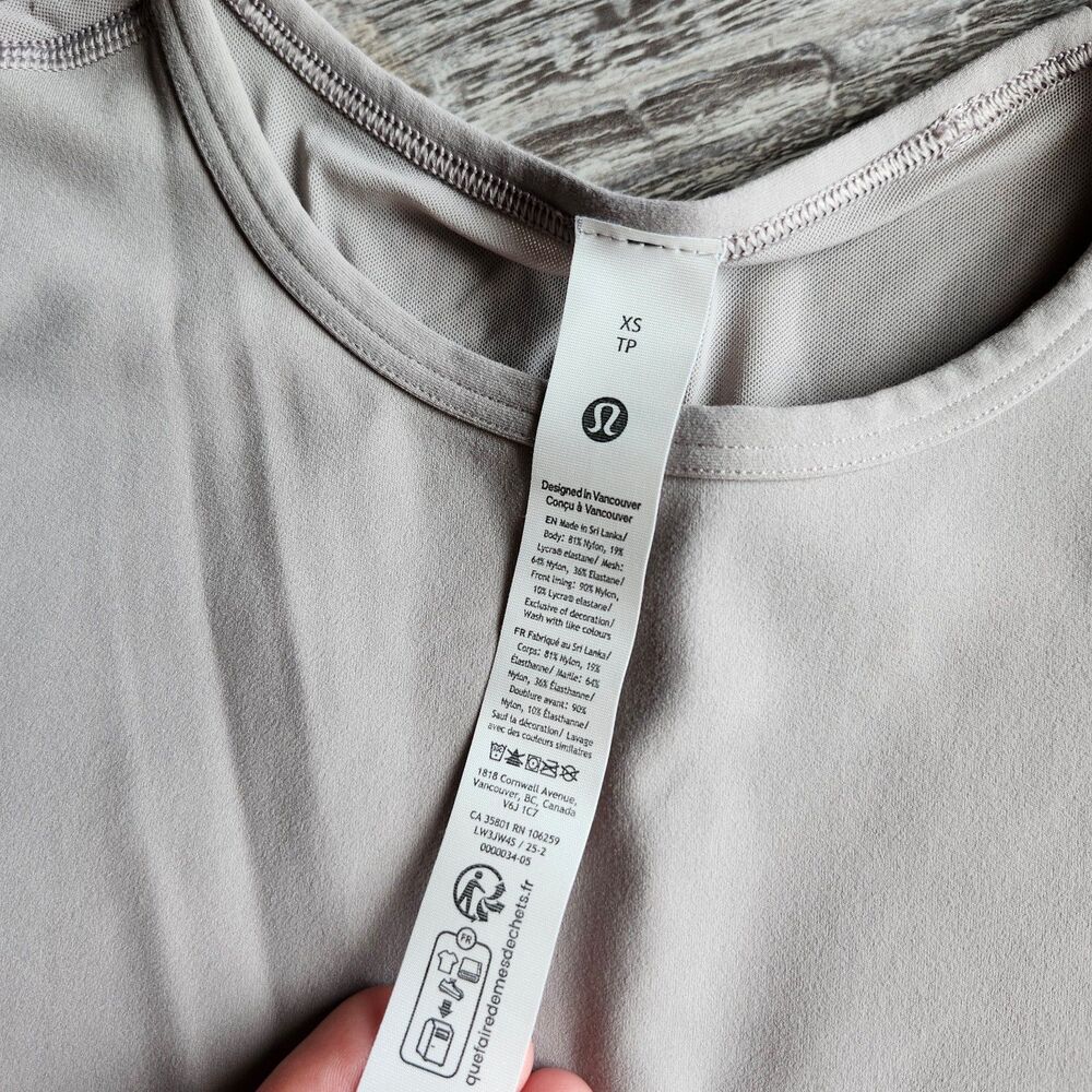 (XS) 2pc Lululemon Nulu Mesh-Back Baby Tee shirt bundle - Picture 2 of 6